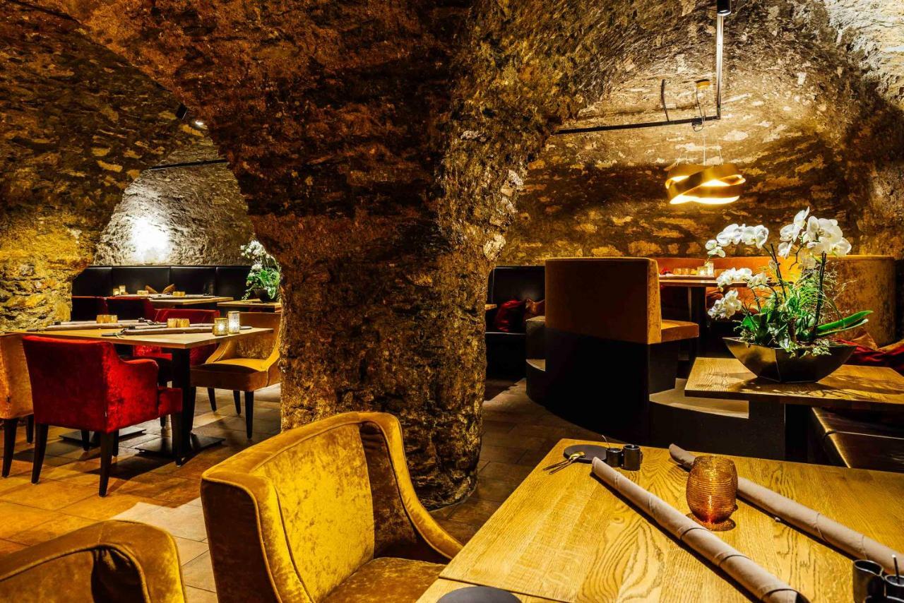 Hotel-Restaurant Bellevue Flims Exteriör bild
