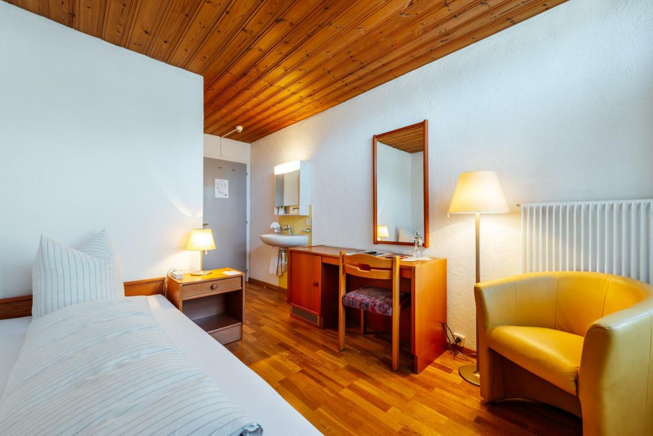 Hotel-Restaurant Bellevue Flims Exteriör bild