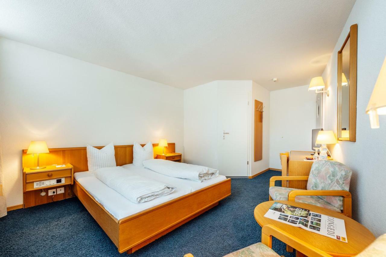 Hotel-Restaurant Bellevue Flims Exteriör bild