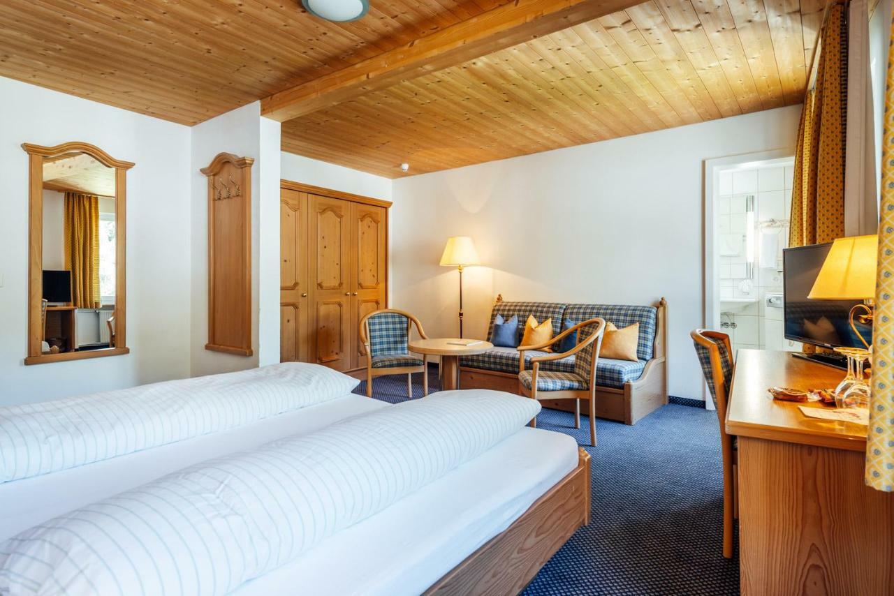 Hotel-Restaurant Bellevue Flims Exteriör bild